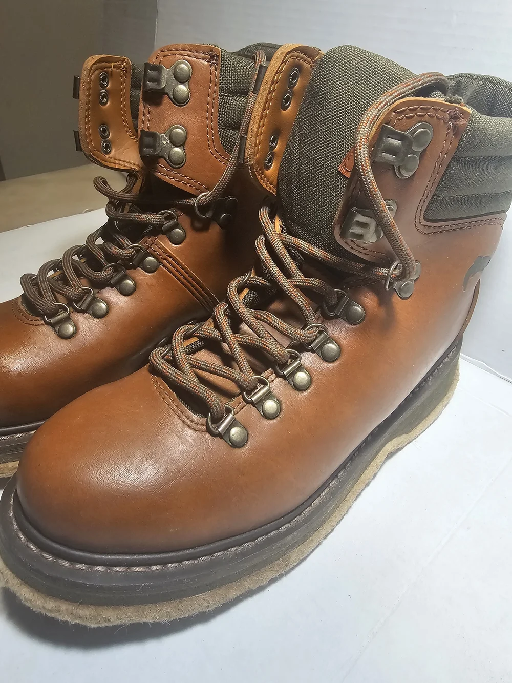 Simms Men's Brown Leather Hiking Boots Size 7